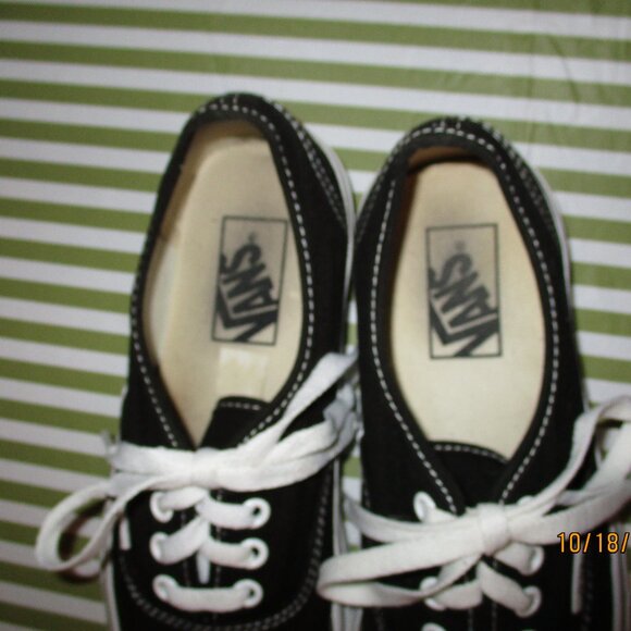 Vans Sneakers - Off the Wall - Picture 13 of 16